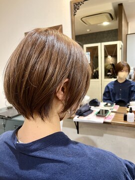 ヘアストーリー リズム(hair story r ism) 頭と首をキレイに魅せる、丸みショート♪30代40代50代