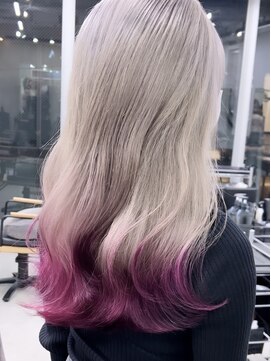 キラ 原宿(KILLA) ドレスヘアショコラアッシュヘルシースタイルふんわりカール前髪