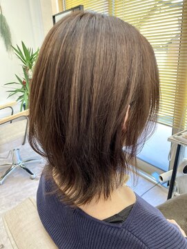 キッテ(kitte) 外ハネくびれウルフ