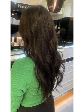 ネオリーブ シュシュ 神保町店(Neolive susu) 赤み消しカラー