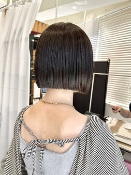 ネオリーブウリ 二子玉川店(Neolive uri) カールセミディシアーカラーレイヤーカット《二子玉川》