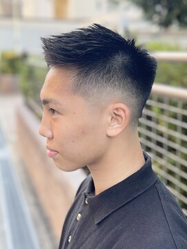 刈部倶楽舞 メンズ/フェード/アップバンク/スキンフェード