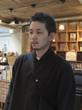 ヒカリス 中崎店(HIKARIS) メンズ × カット