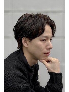 スリーアン(THREE ann.) フェザーショート　10代20代30代