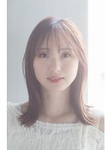 イル(ill) くびれミディ　レイヤーカット　福島市