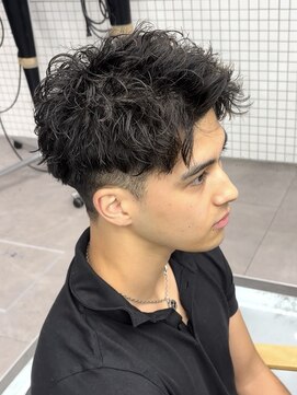 ゼストプール(ZEST POOL) アップバングショートパーマ