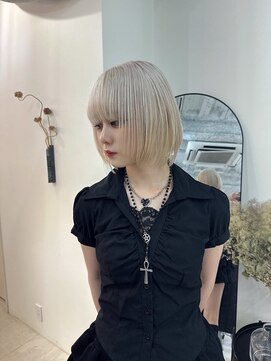 ウル 岡山駅店(ULu.) White blond