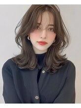 ケイバイミシェリー(kei by misherry)&nbsp;大人韓国風前髪なし鎖骨ミディアムくびレイヤーバーガンディ