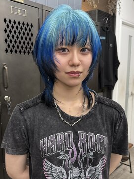 渋谷/ウルフカット レイヤー デザインカラー ルーツカラー   