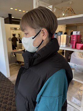 グレージュカラー