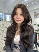 オニキス(ONYX)&nbsp;T71韓国レイヤーカットコテ巻きグレージュアッシュオリーブ