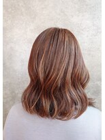 アンバール(amberl)&nbsp;白髪ぼかしハイライト×オーガニックカラー