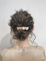 ヴァンクシー バイ ルナ(VANKCY by Luna) 【Neolive plus】ヘアセット グレージュ ひし形シルエット