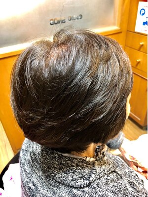 ツヤとハリでより若々しく♪ミセス世代に人気のグレイカラーで女性らしい品格ヘアを手に入れましょう！