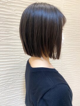 モリオ フロム ロンドン サッポロファクトリー店(morio FROM LONDON) 【morio】札幌ショート 切りっぱなしプツっとボブ