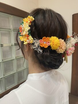 ラ ヴィナチュレル(La vie neturelle) 成人式前撮りヘアセット