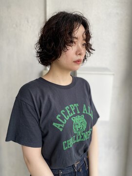 イエス(YES) ナチュラルウルフパーマ