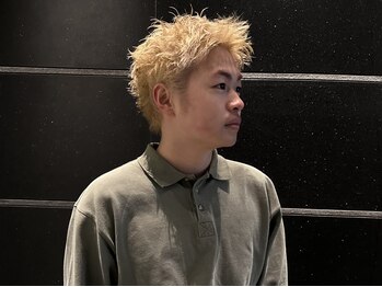 ミューヴル(meuvle)の写真/刈り上げないベリーショートや動きのあるスパイキーショートなど、トレンドヘアは《meuvle》にお任せ。