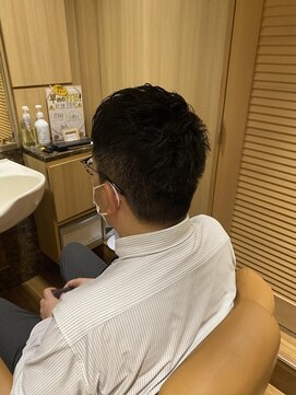 ヘアーモードキクチ 日本橋三越前店 エリート刈り上げ