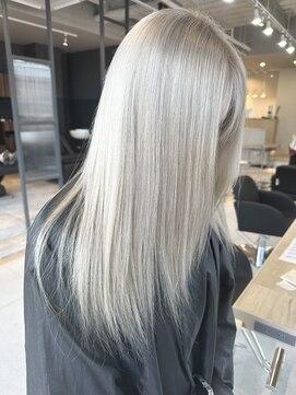 オリ(‘Oli) ホワイトベージュ