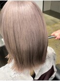 ピンクグレージュ、なのだよ。