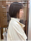 切りっぱなしボブ グレージュ 前下がりボブ 前髪 ボブ rena