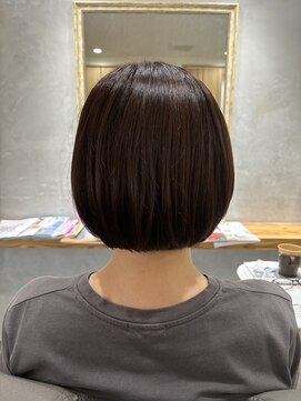 ルーチェ(LUCE) 切りっぱなしボブ