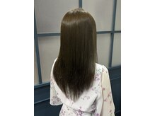 オーセンティック(AUTHENTIC)