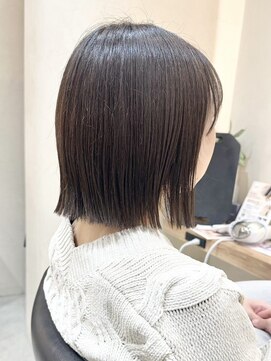 ヒビヲ(HIBIO) 横浜タッセルボブショコラブラウン切りっぱなしボブショートボブ