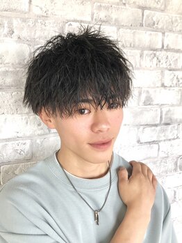 エントランス(ENTRANCE)の写真/《人気のパーマで第一印象UP★》忙しい朝も時短でSETできるのが嬉しいPoint!スーツ映えもお任せ下さい