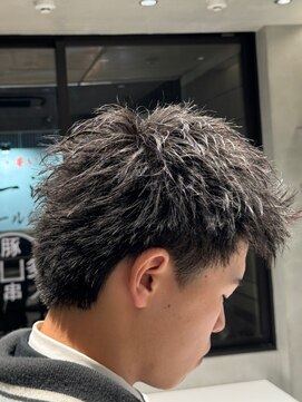 ニコ トウキョウ ロジック(nico TOKYO Logic) スパイキーショートピンパーマ
