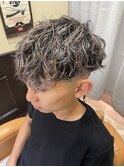 スキンフェード×メッシュ×パーマ