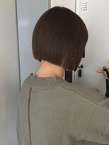 ラフ 立川(Laff)&nbsp;アッシュカラー　切りっぱなしボブ　前下がりボブ　縮毛矯正