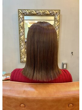 エルムトウキョウ(ELM Tokyo) 弱めのクセも酸性ストレートで乾かしておさまる美髪に♪