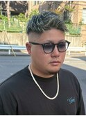ジェットモヒカン フェード メンズカット　アップバング