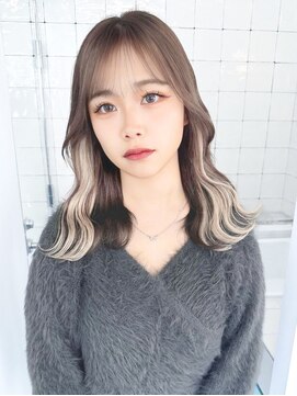 フウ(fuh) インナーカラー/デザインカラー/インナー/デザイン/ベージュ