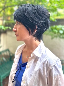 ピークアブー 表参道(PEEK-A-BOO)の写真/白髪も自分らしく。今の自分をもっと素敵に魅せる、大人のための上品なカラー