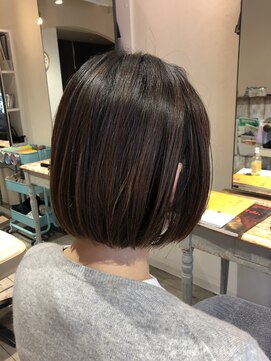 サスペンダーノート 荻窪(Suspender Note) シンプルミニボブ