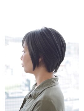 ヘアアンドメイク ムーア(Muuua) オリーブグレージュ