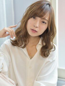 イリーブ(elieve) シアカラーで大人かわいい艶髪◇透明感×ゆるふわレイヤー