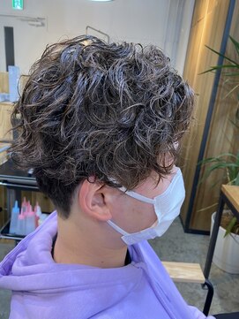 エルオム(EL.HOMME) 【Ryo】アップバングスパイラルパーマ