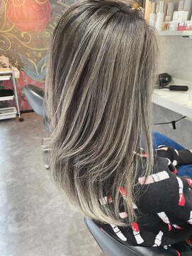 スパークスヘア(Sparks hair) エアタッチバレイヤージュってやーーーーーーーーーつぅ！！