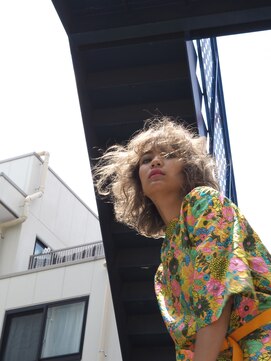 リブロ 三軒茶屋(LIBRO) ツイッギー×パーマスタイル