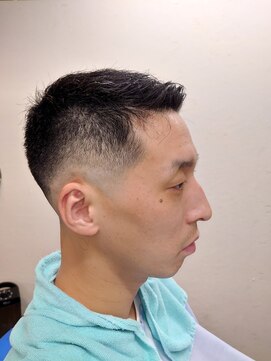 ヘアーカットデザインサロン スマッシュ 田町店(Hair cut design salon Smash) アップバング シェーバーフェード ジェットモヒカン スタイル