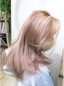 サロン ド ビカ(Salon de bika) 透明感超ハイトーンピンクミルクティーベージュカラー