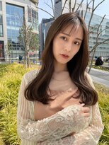 クク(coucou)&nbsp;セミロングストレート×前髪スタイル