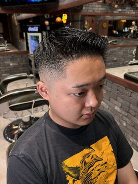 スリーセント 栄(3/cent) フェザーアップ/スキンフェード/フェードカット