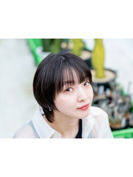 似合わせショート、顔まわりカットならお任せ!骨格を見極めたカットで360°どこから見ても美しいスタイルに