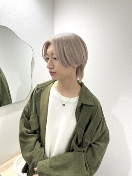 モニカ 栄店(MONIQA) ホワイトベージュ