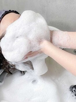 ソラ(SORA)の写真/汗ばむ季節の気になる頭皮環境に、特別なヘッドスパはいかがですか？頭皮の汚れを落とし、健康的な美髪へ♪